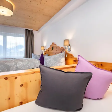 D'hoamatliab Bed & Breakfast 3*